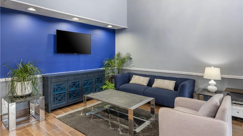 <b>SureStay Plus Hotel by Best Western Lobby</b>. Images powered by <a href="https://iceportal.shijigroup.com/" title="IcePortal" target="_blank">IcePortal</a>.