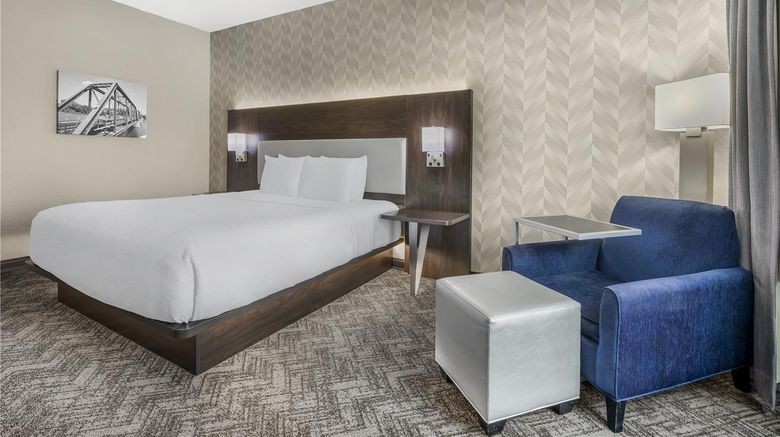 <b>Best Western Plus Parkside Inn & Suites Room</b>. Images powered by <a href="https://iceportal.shijigroup.com/" title="IcePortal" target="_blank">IcePortal</a>.