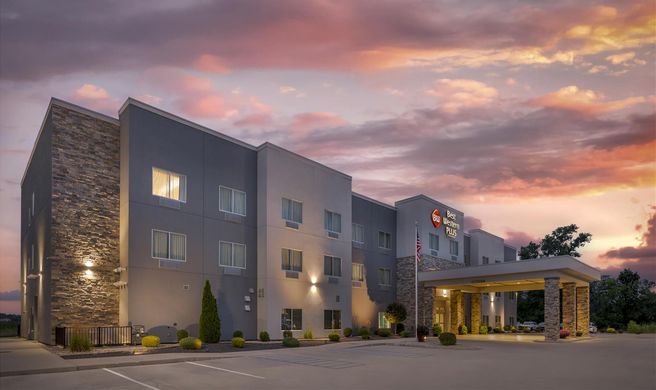 Best Western Plus Parkside Inn & Suites Exterior