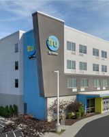 Tru by Hilton Fayetteville I-95