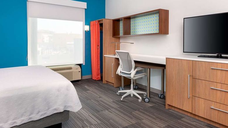 <b>Home2 Suites Downtown Channel District Room</b>. Images powered by <a href="https://iceportal.shijigroup.com/" title="IcePortal" target="_blank">IcePortal</a>.