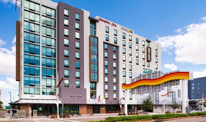 Hampton Inn Tampa Dtwn Channel District Exterior