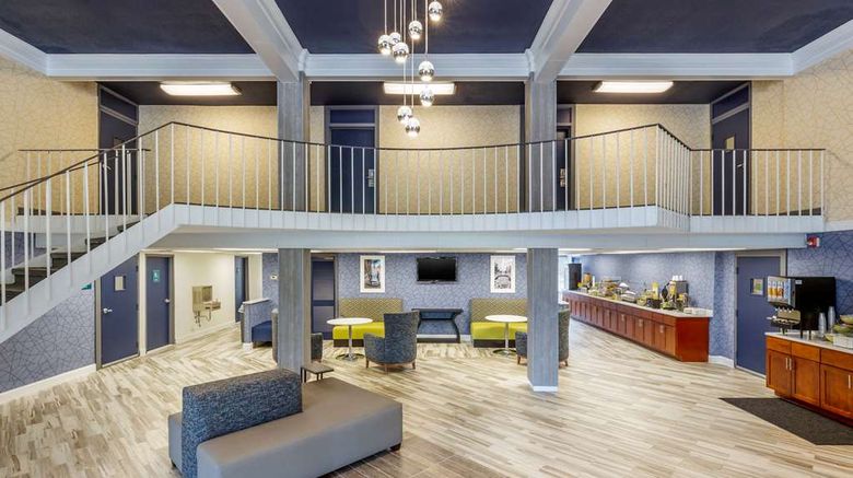 <b>Quality Inn & Suites Lobby</b>. Images powered by <a href="https://iceportal.shijigroup.com/" title="IcePortal" target="_blank">IcePortal</a>.