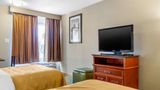 <b>Quality Inn & Suites Room</b>. Images powered by <a href="https://iceportal.shijigroup.com/" title="IcePortal" target="_blank">IcePortal</a>.