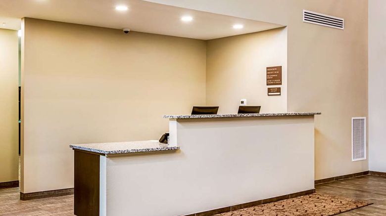 <b>Comfort Suites Wooster Near University Campus Lobby</b>. Images powered by <a href="https://iceportal.shijigroup.com/" title="IcePortal" target="_blank">IcePortal</a>.
