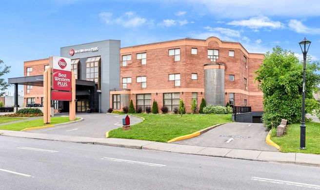 Best Western Plus Montreal East Exterior
