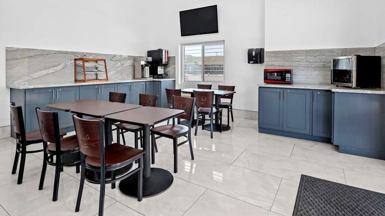 <b>SureStay by BW Buena Park Anaheim Restaurant</b>. Images powered by <a href="https://iceportal.shijigroup.com/" title="IcePortal" target="_blank">IcePortal</a>.