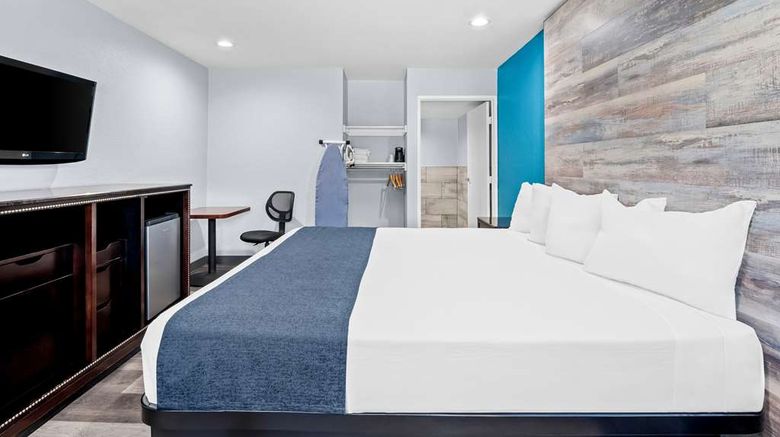 <b>SureStay by BW Buena Park Anaheim Room</b>. Images powered by <a href="https://iceportal.shijigroup.com/" title="IcePortal" target="_blank">IcePortal</a>.