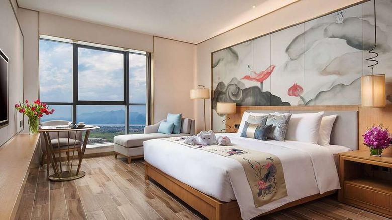 <b>Ramada Plaza by Wyndham Fuxian Lake Room</b>. Images powered by <a href="https://iceportal.shijigroup.com/" title="IcePortal" target="_blank">IcePortal</a>.