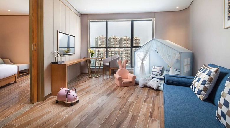 <b>Ramada Plaza by Wyndham Fuxian Lake Room</b>. Images powered by <a href="https://iceportal.shijigroup.com/" title="IcePortal" target="_blank">IcePortal</a>.