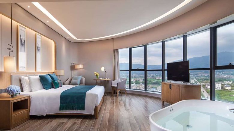 <b>Ramada Plaza by Wyndham Fuxian Lake Room</b>. Images powered by <a href="https://iceportal.shijigroup.com/" title="IcePortal" target="_blank">IcePortal</a>.