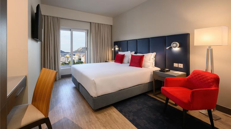 <b>Melia Setubal Room</b>. Images powered by <a href="https://iceportal.shijigroup.com/" title="IcePortal" target="_blank">IcePortal</a>.