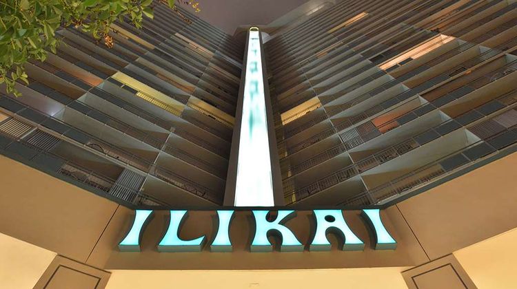 Ilikai Hotel & Luxury Suites Exterior