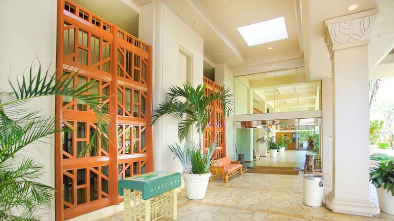 <b>Aston Kaanapali Shores Lobby</b>. Images powered by <a href="https://iceportal.shijigroup.com/" title="IcePortal" target="_blank">IcePortal</a>.