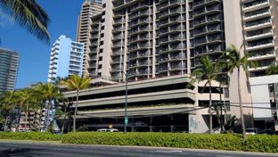 Aqua Palms Waikiki