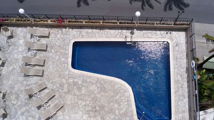 Aqua Palms Waikiki Pool