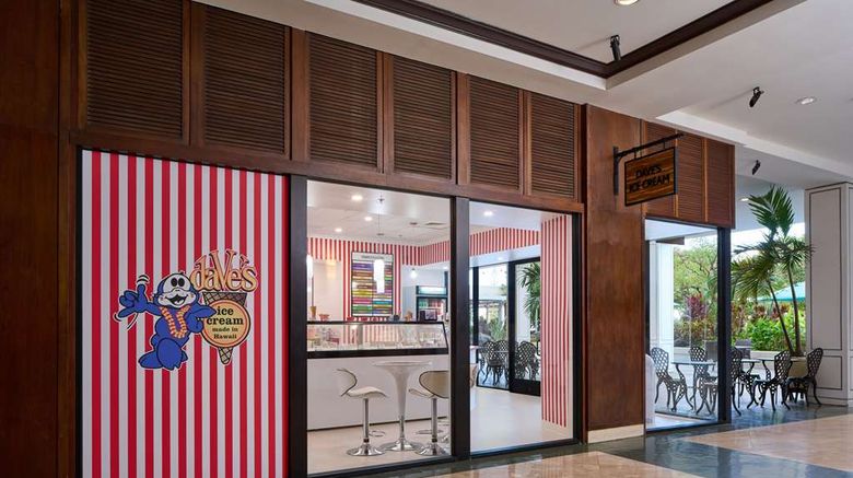 <b>Ilikai Lite Hotel Restaurant</b>. Images powered by <a href="https://iceportal.shijigroup.com/" title="IcePortal" target="_blank">IcePortal</a>.