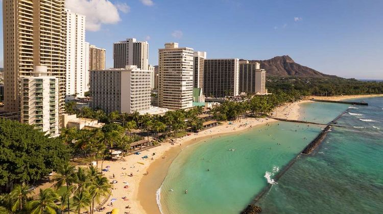 Waikiki Circle Hotel Exterior