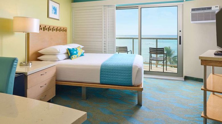 <b>Waikiki Circle Hotel Room</b>. Images powered by <a href="https://iceportal.shijigroup.com/" title="IcePortal" target="_blank">IcePortal</a>.