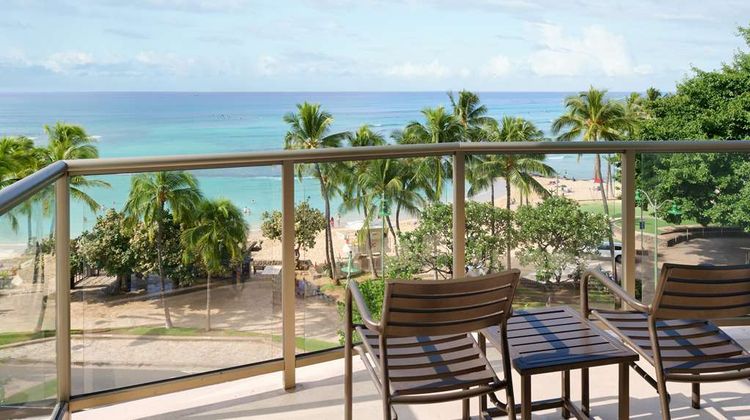 Waikiki Circle Hotel Room