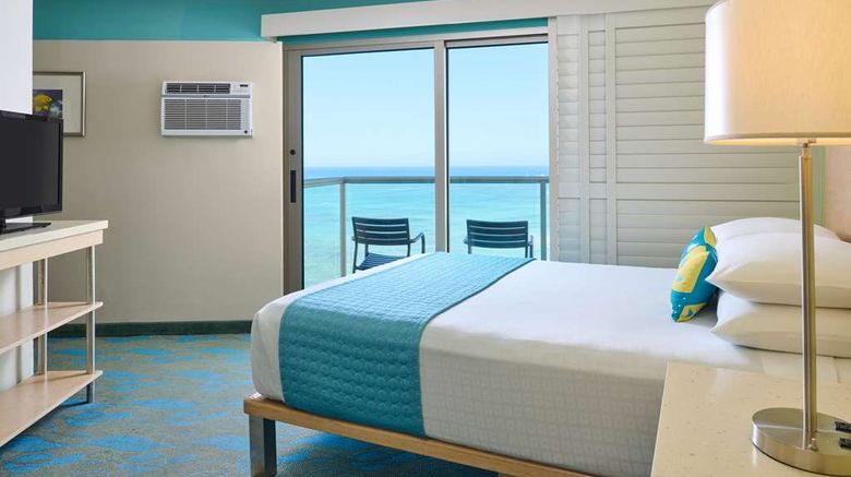<b>Waikiki Circle Hotel Room</b>. Images powered by <a href="https://iceportal.shijigroup.com/" title="IcePortal" target="_blank">IcePortal</a>.