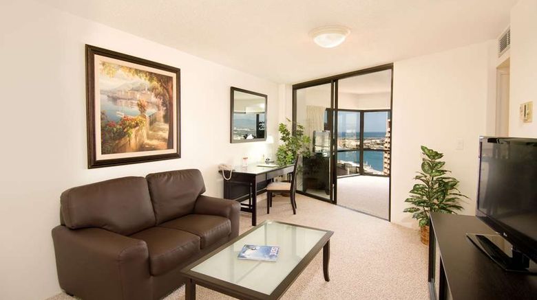 <b>Aston at the Executive Centre Hotel Suite</b>. Images powered by <a href="https://iceportal.shijigroup.com/" title="IcePortal" target="_blank">IcePortal</a>.