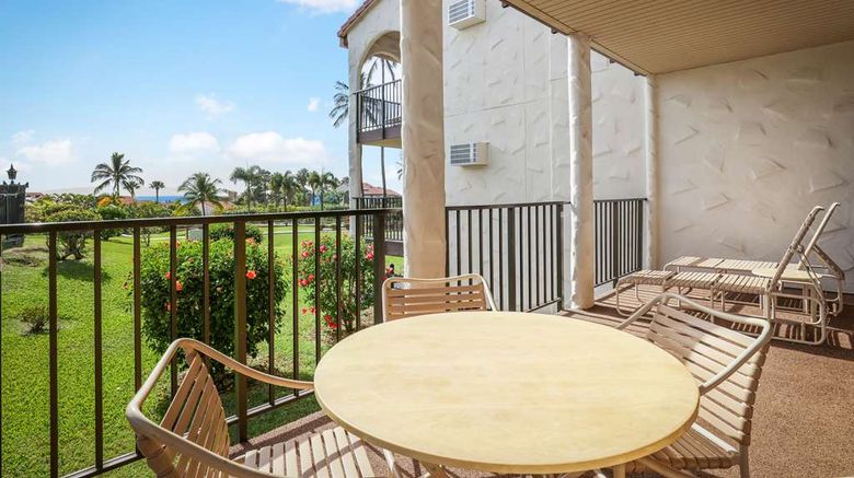 <b>Aston Maui Hill Room</b>. Images powered by <a href="https://iceportal.shijigroup.com/" title="IcePortal" target="_blank">IcePortal</a>.