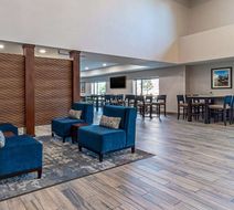 Comfort Suites Grove City Lobby