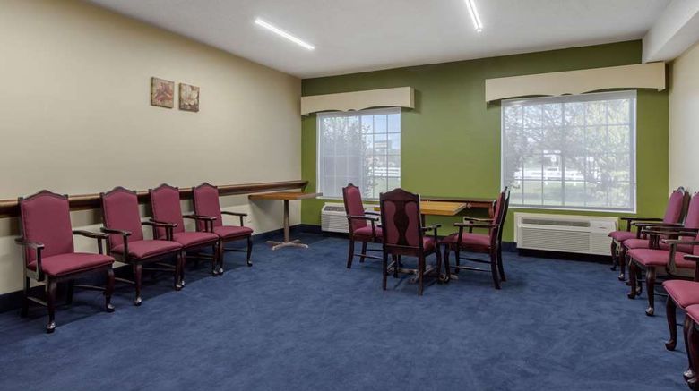 <b>Quality Inn Kingstree Meeting</b>. Images powered by <a href="https://iceportal.shijigroup.com/" title="IcePortal" target="_blank">IcePortal</a>.