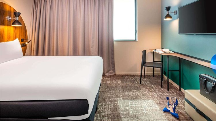 Ibis Styles Paris Meteor Av d'Italie Room