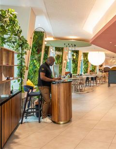 Ibis Styles Paris Meteor Av d'Italie
