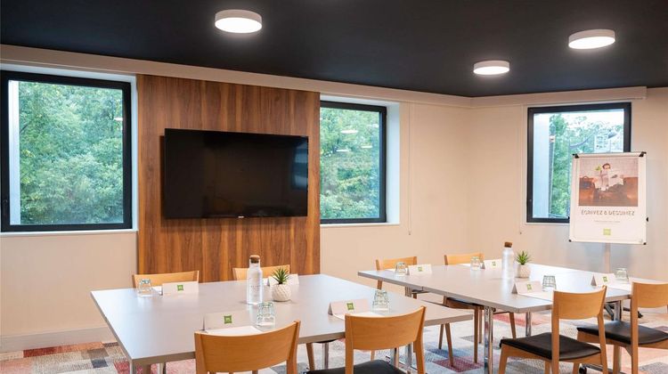 Ibis Styles Paris Meteor Av d'Italie Meeting