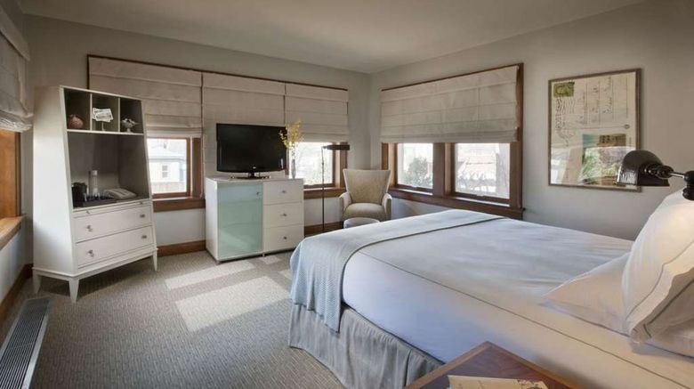 <b>Hotel Parq Central Room</b>. Images powered by <a href="https://iceportal.shijigroup.com/" title="IcePortal" target="_blank">IcePortal</a>.