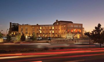 Hotel Parq Central