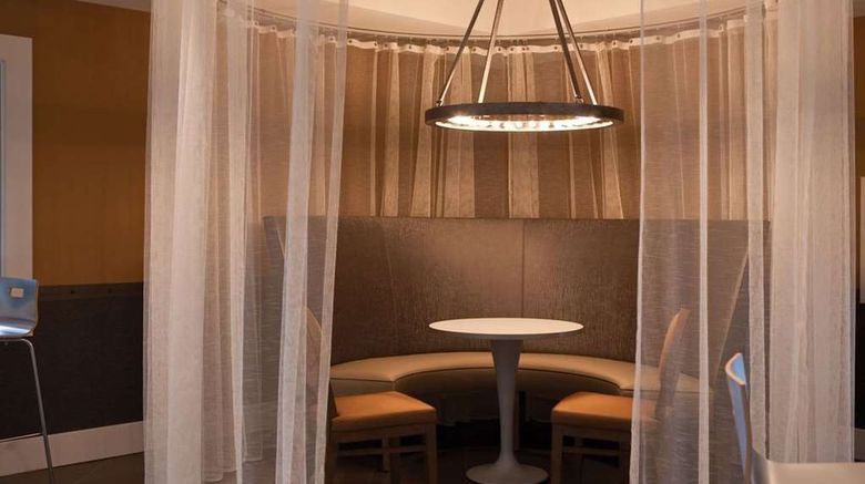 <b>Hotel Parq Central Restaurant</b>. Images powered by <a href="https://iceportal.shijigroup.com/" title="IcePortal" target="_blank">IcePortal</a>.
