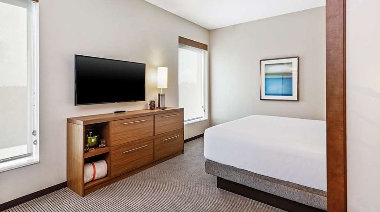 <b>Hyatt Place Tampa/Wesley Chapel Room</b>. Images powered by <a href="https://iceportal.shijigroup.com/" title="IcePortal" target="_blank">IcePortal</a>.