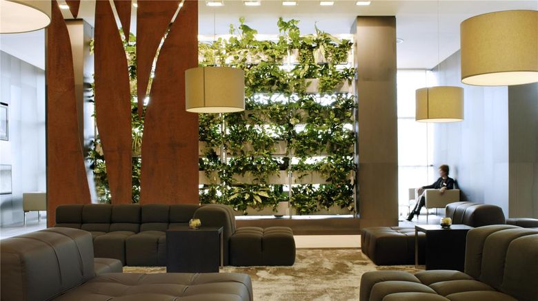<b>Atlantic Congress Hotel Essen Lobby</b>. Images powered by <a href="https://iceportal.shijigroup.com/" title="IcePortal" target="_blank">IcePortal</a>.