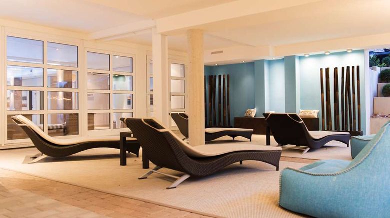 <b>Atrium Hotel Mainz Pool</b>. Images powered by <a href="https://iceportal.shijigroup.com/" title="IcePortal" target="_blank">IcePortal</a>.
