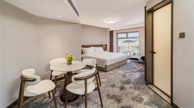 <b>Beijing Landmark Hotel Suite</b>. Images powered by <a href="https://iceportal.shijigroup.com/" title="IcePortal" target="_blank">IcePortal</a>.