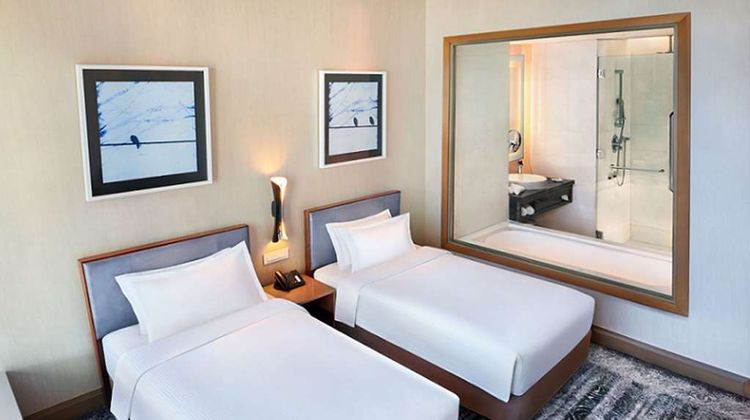 Carlton City Hotel Singapore Restaurant