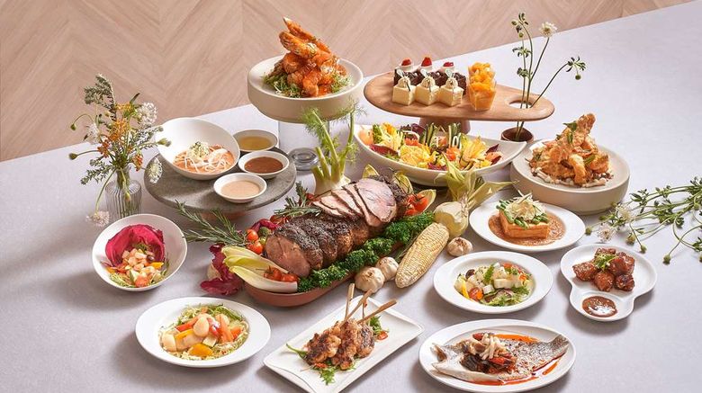 <b>Carlton Hotel Singapore Restaurant</b>. Images powered by <a href="https://iceportal.shijigroup.com/" title="IcePortal" target="_blank">IcePortal</a>.