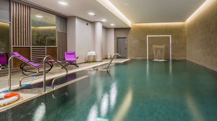 Courthouse Hotel Shoreditch Pool