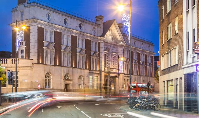 Courthouse Hotel Shoreditch Exterior