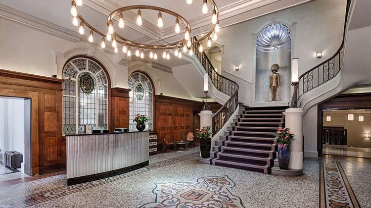 Courthouse Hotel Shoreditch Lobby