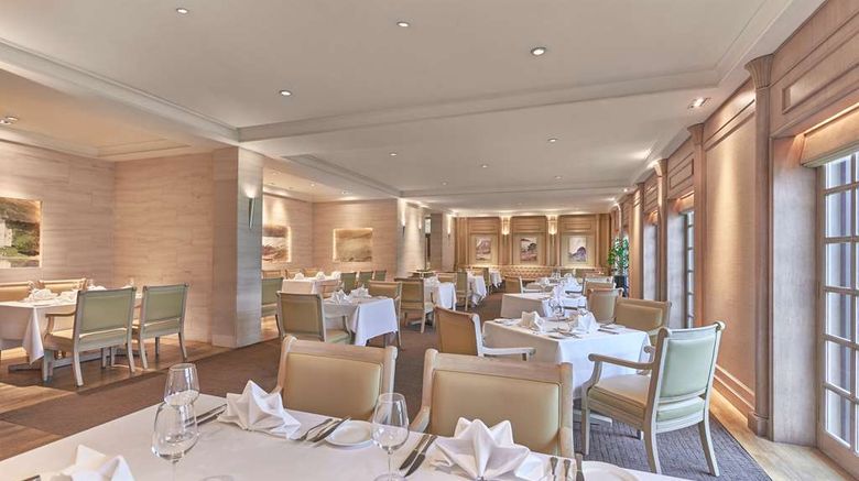 <b>Goodwood Park Hotel Restaurant</b>. Images powered by <a href=https://www.travelagewest.com/Hotels/Singapore-Singapore/