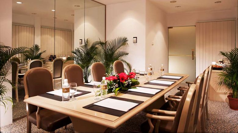 <b>Goodwood Park Hotel Meeting</b>. Images powered by <a href=https://www.travelagewest.com/Hotels/Singapore-Singapore/