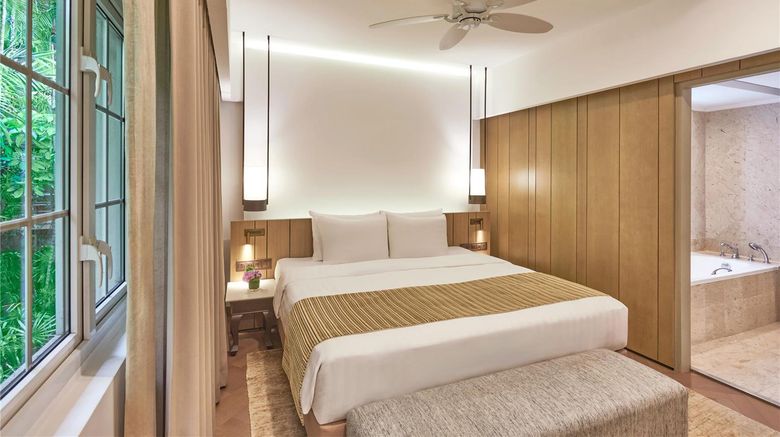 <b>Goodwood Park Hotel Suite</b>. Images powered by <a href="https://iceportal.shijigroup.com/" title="IcePortal" target="_blank">IcePortal</a>.