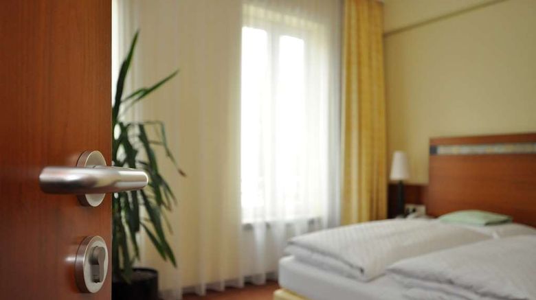 <b>Hansa Apart Hotel Suite</b>. Images powered by <a href="https://iceportal.shijigroup.com/" title="IcePortal" target="_blank">IcePortal</a>.