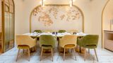 <b>Hotel Claridge Restaurant</b>. Images powered by <a href="https://iceportal.shijigroup.com/" title="IcePortal" target="_blank">IcePortal</a>.