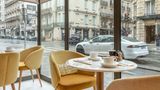<b>Hotel Claridge Restaurant</b>. Images powered by <a href="https://iceportal.shijigroup.com/" title="IcePortal" target="_blank">IcePortal</a>.